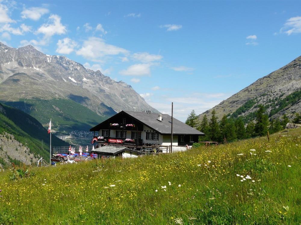 Hotel Kristall Saas-Almagell Exterior foto